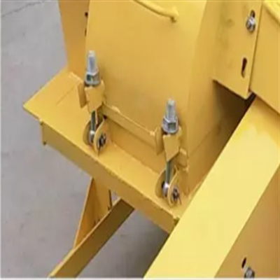 フル オートマチック600kg/H 11kwの木製のおがくず機械Pulverizer 400mm Diaディスク