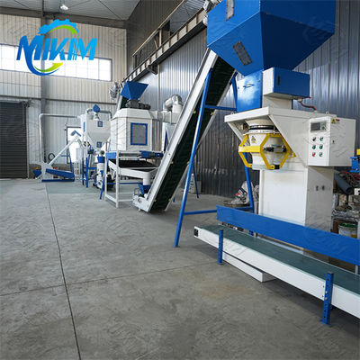 大規模、中規模、小規模養鶏場向けの省エネ・排出削減型全自動家禽飼料生産ライン。