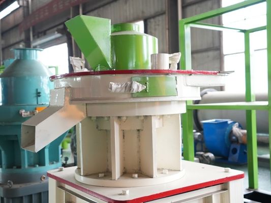 ステンレス鋼4Cr13木は機械ピーナツ貝の草の餌メーカー0.8t/Hを小球形にする