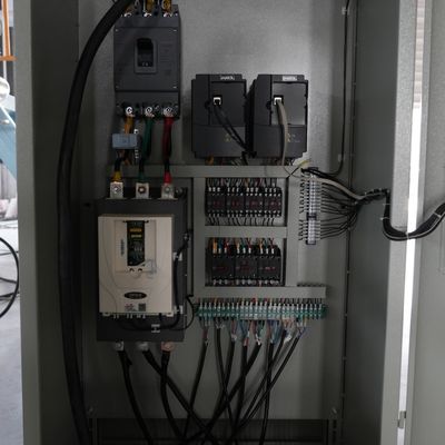 MIKIMの草のコイの魚の供給の餌は450kg/Hのぬれたタイプを機械で造る