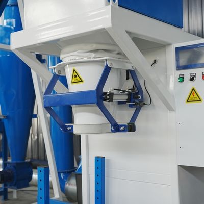 2-12mmの木製の餌は鶏のための飼料の処理機械ディーゼル機関を機械で造る