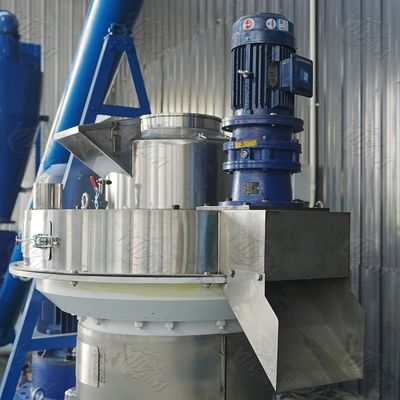 米の殻のわらのおがくずの生物量の多目的木製の餌機械