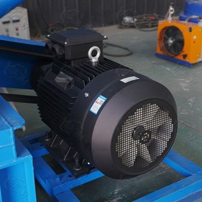 米の殻のわらのおがくずの生物量の多目的木製の餌機械