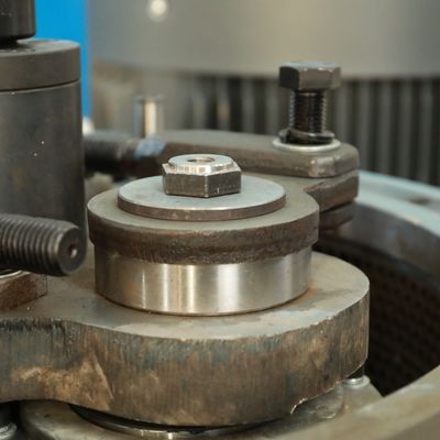 MIKIMの家禽の供給のBiomasの木製の餌機械0.2t/H Antirust身につけられる鋼鉄