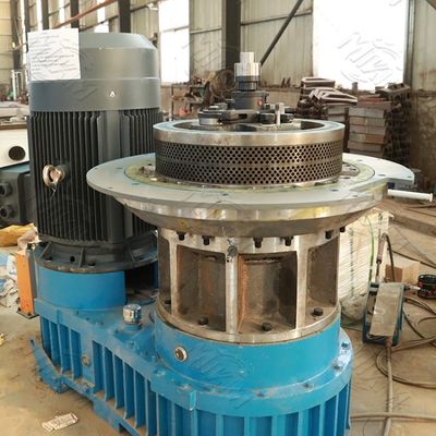 機械5000kg/H 2mmを作るアルファルファのバガスの生物燃料のプラスチック餌