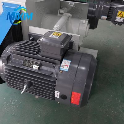 機械を作る動物の家禽の魚の餌の加工機械の木の餌の製造所