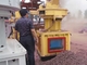 1000kg/Hのおがくずのクルミの貝の餌の製造所機械25mmディーゼル機関