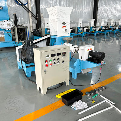 オートマティック フィッシュフード エクストルーダー マシン 犬 食べ物 猫 食べ物 魚 食べ物 吹き込み 機械 ペット 飼料 加工