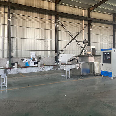 ステンレス鋼食品グレードのペットフード生産ラインの100-1000kg/hの容量と完全自動制御システムを持つツインスクリューエクストルーダー