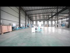 エクストルーダーマシンによる魚用飼料押出成形プロセス