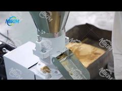 飼料ペレット製造機の試運転